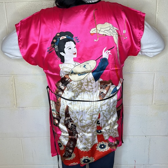 Beautiful never worn Pajama top bought in Japan. Made of silk very pretty. . - Picture 7 of 7